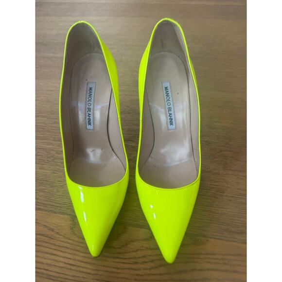 Manolo Blahnik BB Stiletto Heels Pointy Toe Pumps Size 36.5 NEON YELLOW - Picture 9 of 12